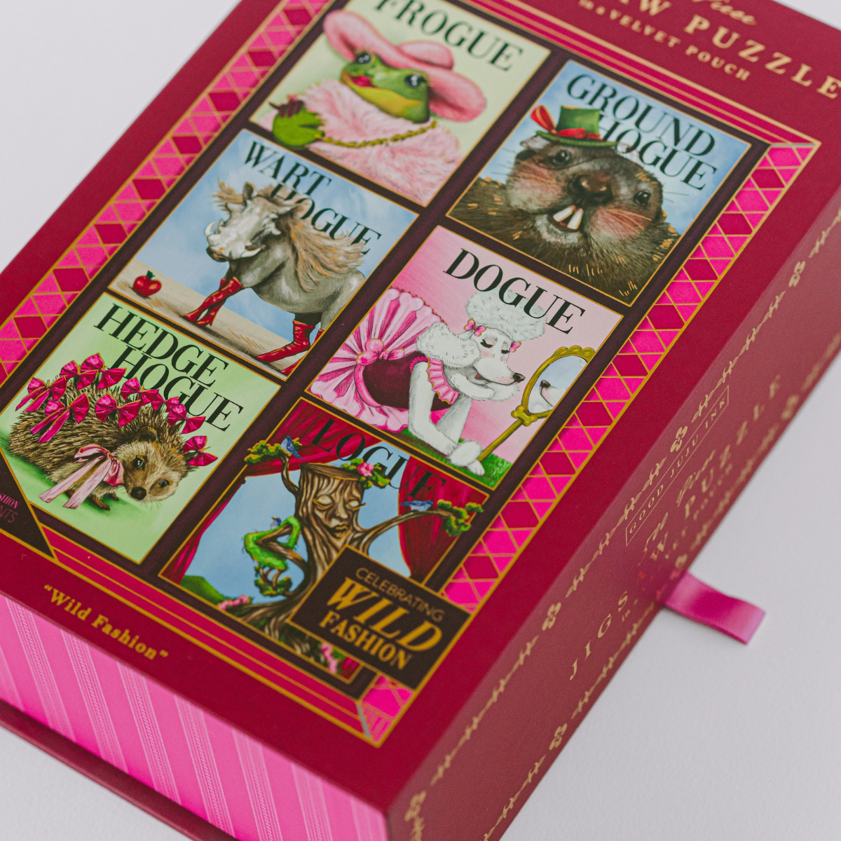 Wild Fashion 500-Piece Puzzle – Animal Vogue Book-Style Puzzle