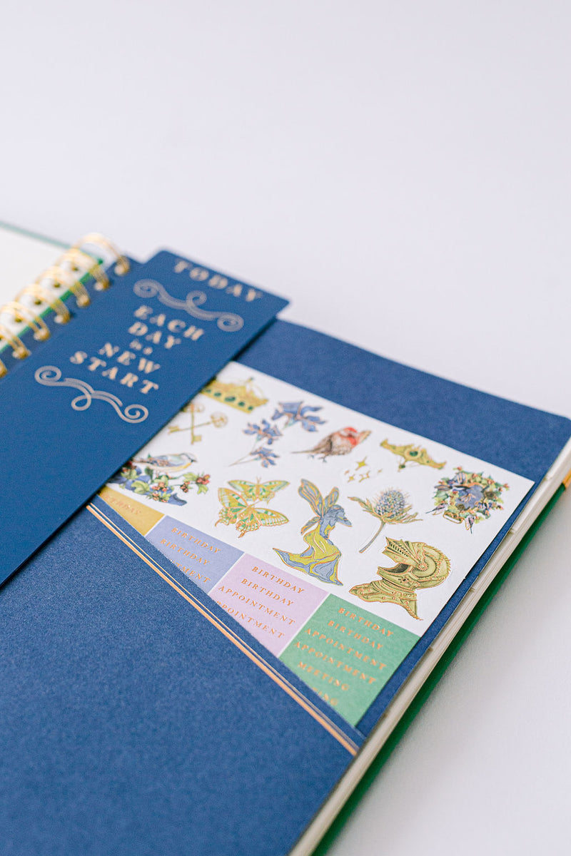 2024 Enchanted Blue Flowers 17-Month Weekly Large Spiral Planner