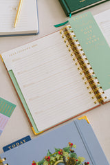 2024 Bookish Pattern 17-Month Weekly Medium Bound Planner